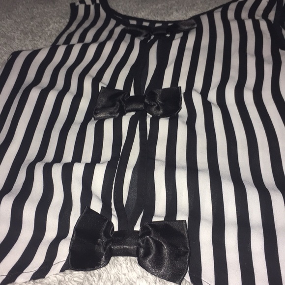 Top - Picture 3 of 4